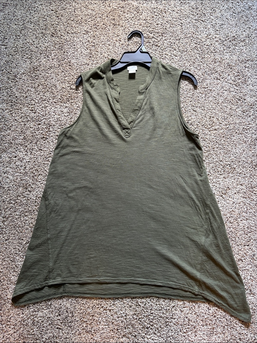 Chico's Olive Green V-Neck Sleeveless Tunic